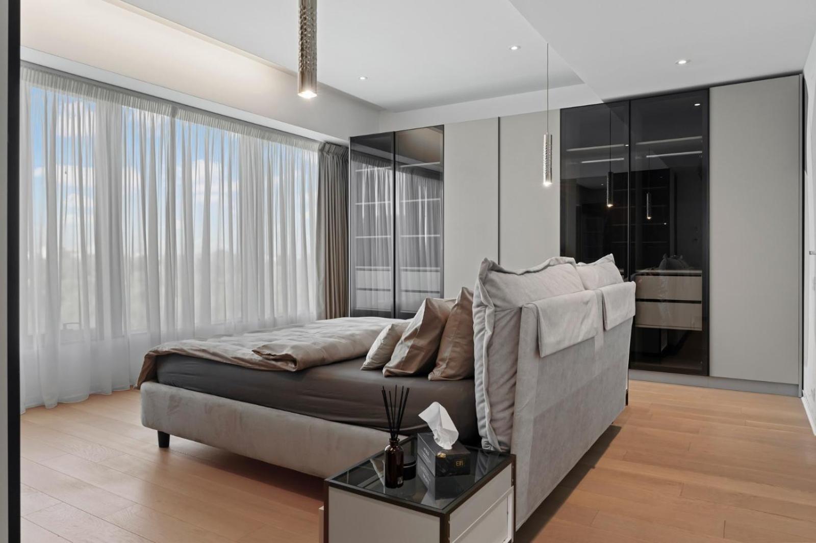 One Luxury Apartment