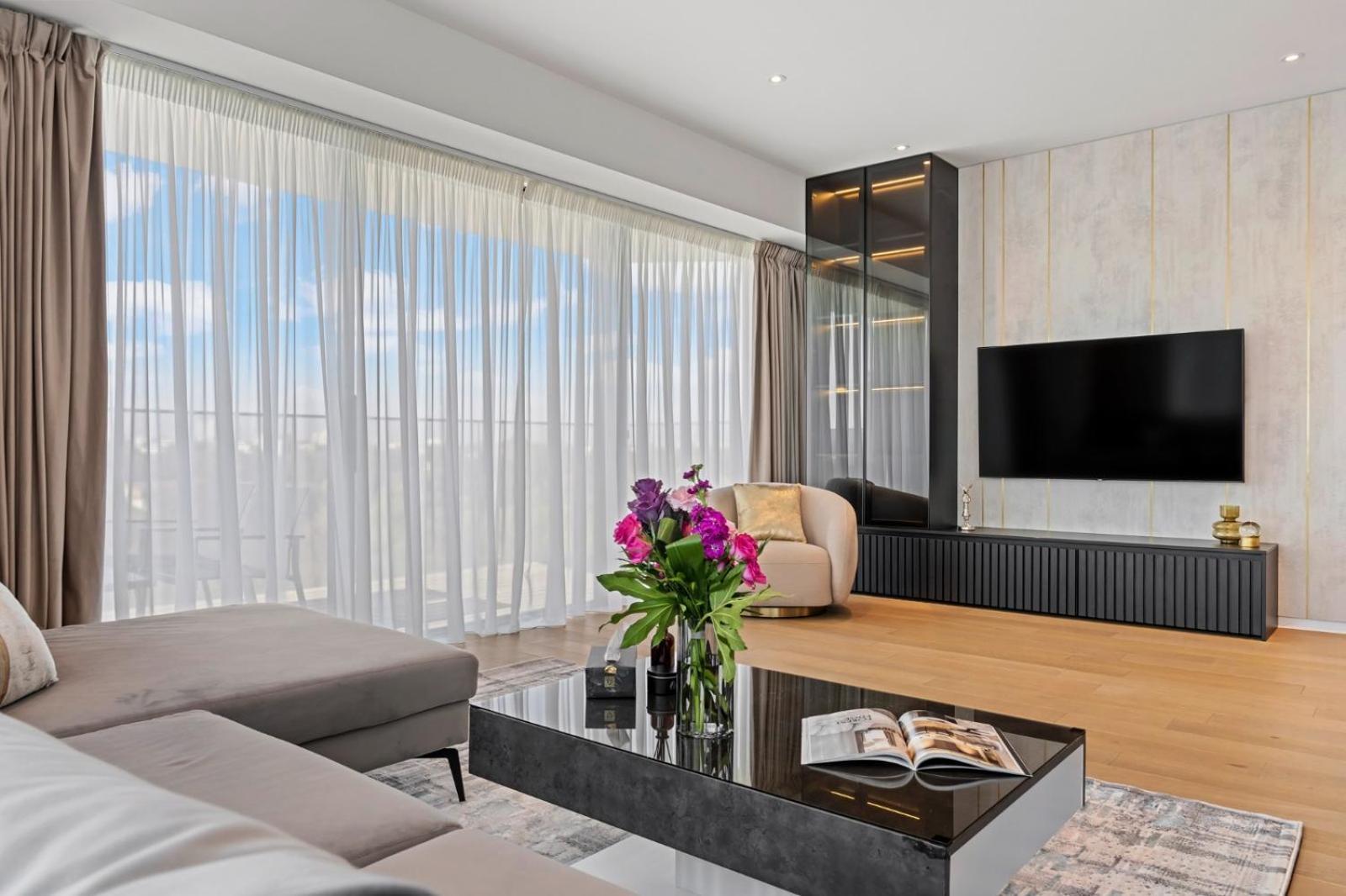 Apartment One Luxury